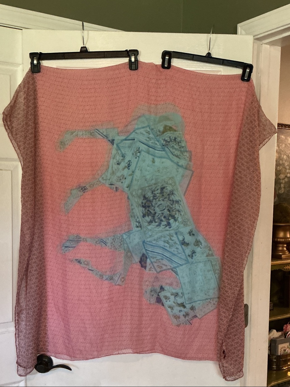 G by Giuliana Pink Sheer Scarf with Light Blue Horse Motif 44” x 55” Great Cond